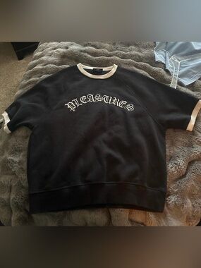 Pleasures Black Crewneck Sweatshirt with Contrast Cream Collar